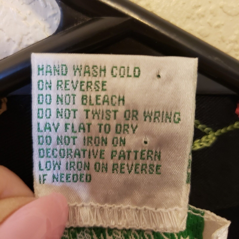 Quacker Factory NWOT Women's Embroidered Beaded Jacket Size Medium - Picture 10 of 10